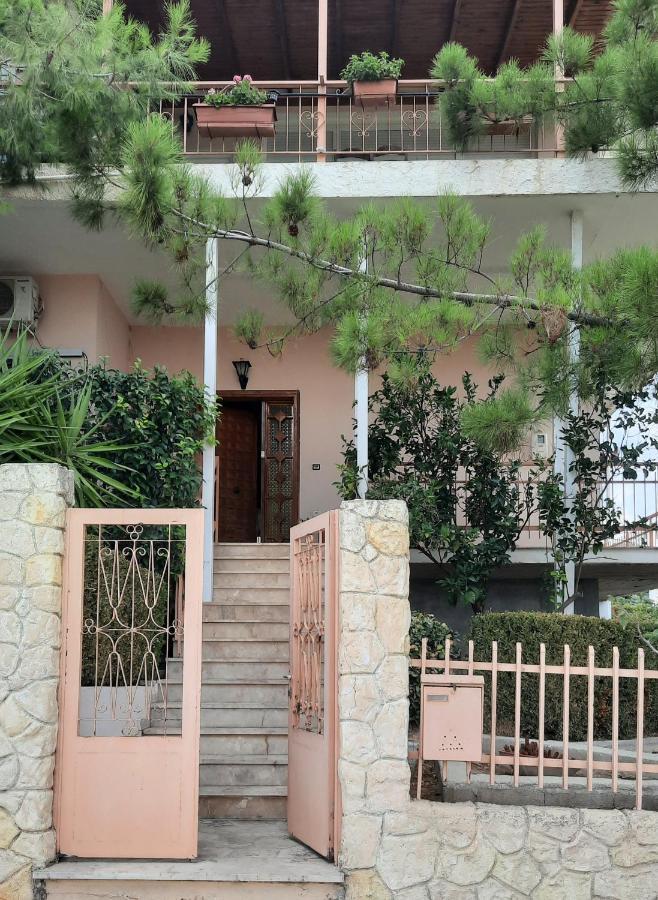 Georgia'S Village House Kondostavlos المظهر الخارجي الصورة