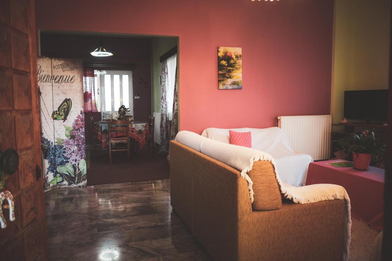 Georgia'S Village House Kondostavlos المظهر الخارجي الصورة